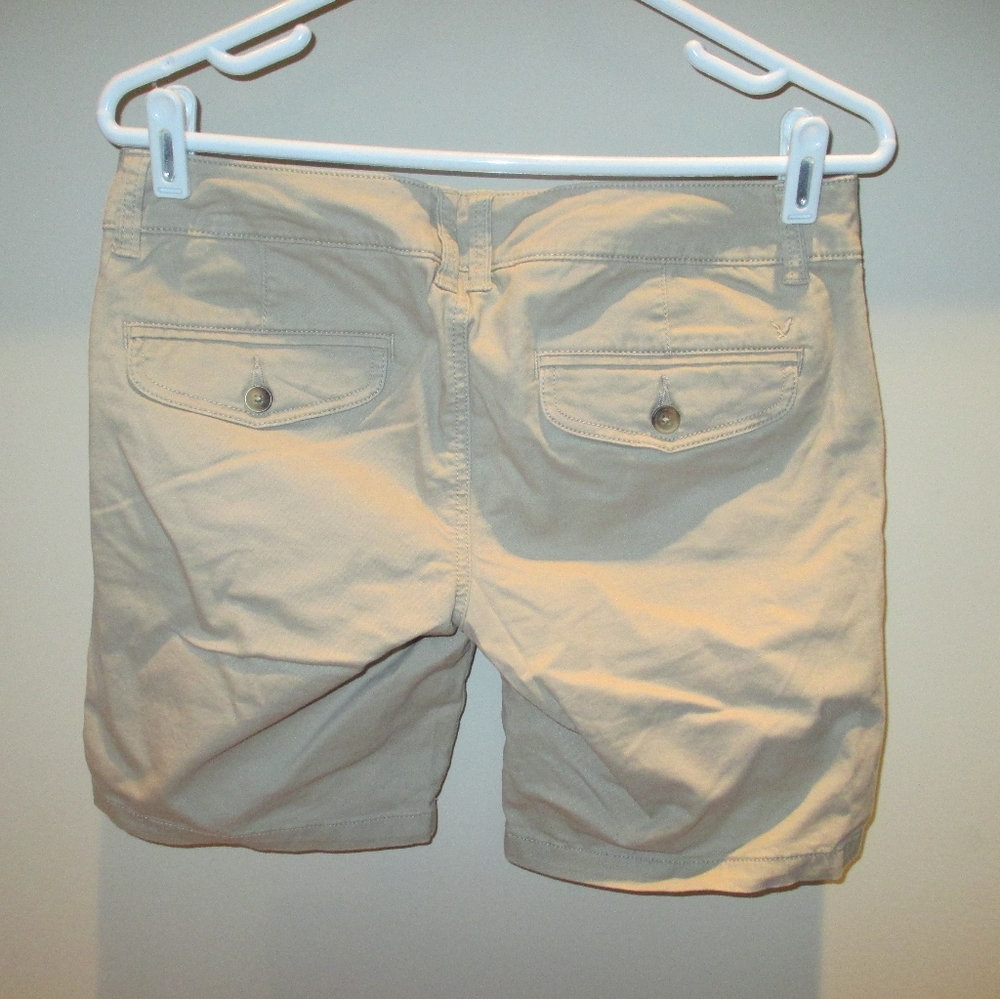 American Eagle Khaki Bermuda Shorts - Picture 2 of 2